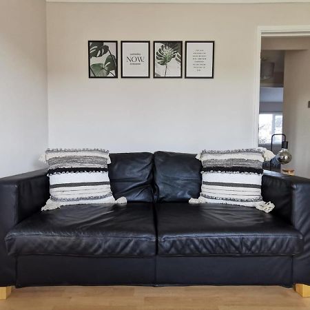 Apartment By The Beach Swansea Exteriör bild