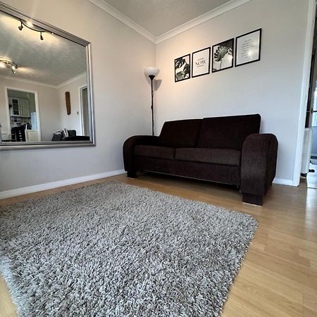 Apartment By The Beach Swansea Exteriör bild