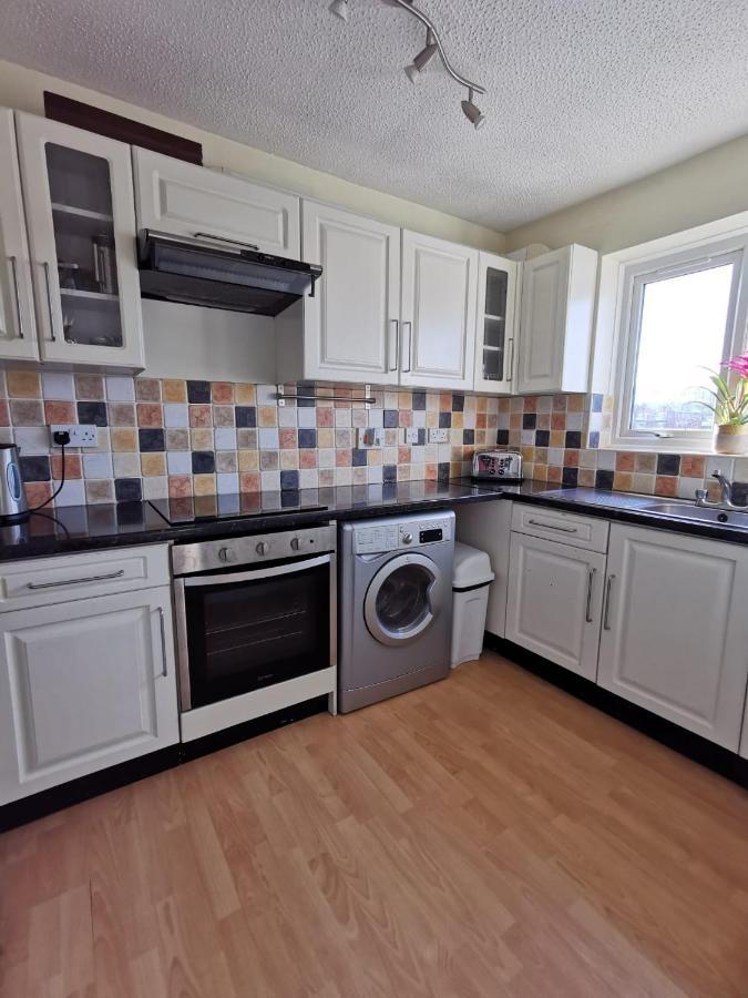 Apartment By The Beach Swansea Exteriör bild